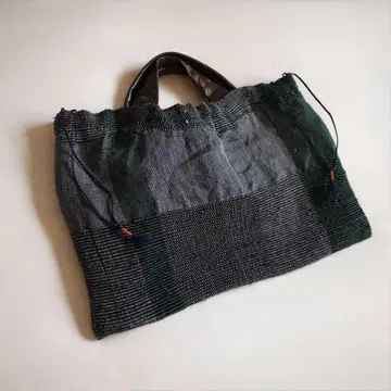 Textile Studio 깃털 65 초목 염색 백