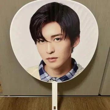 메구로 렌 SnowMan 부채