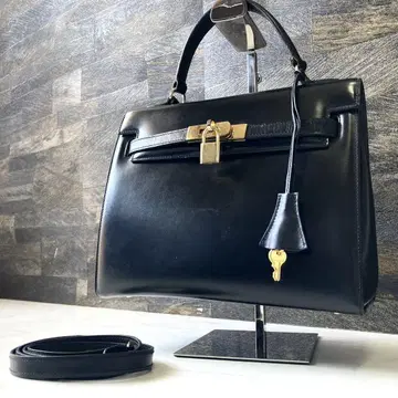 BALLY 카프 2way 가죽 골드 금장 장식 핸드백 블랙