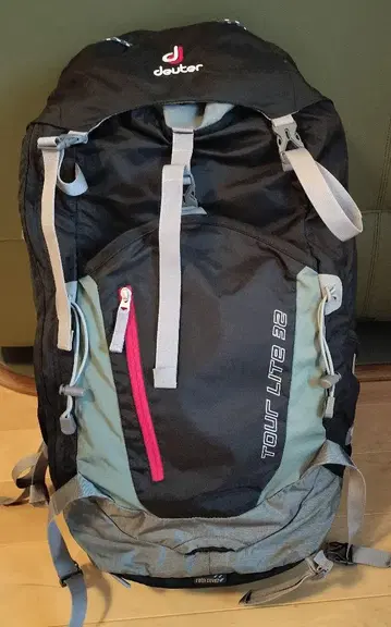 도이터 deuter TOUR LITE 32 리터 백팩