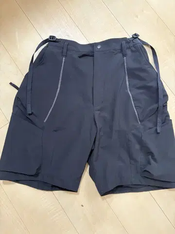 GOOPiMADE 하프 팬츠