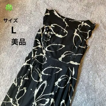 새상품급 블랙 꽃무늬 슬리브리스 롱 원피스, 토우닌 플라자 L