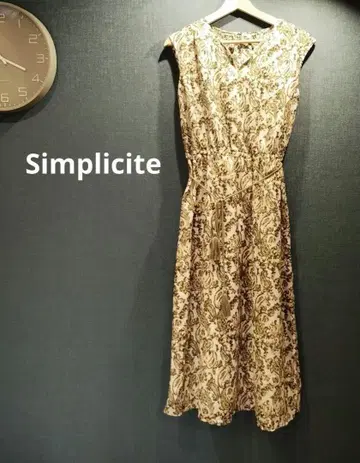 SIMPLICITE 프렌치 슬리브 롱 원피스 보타니컬