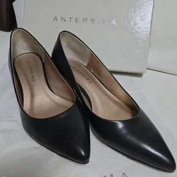 ANTEPRIMA 블랙  사이즈: 21.5