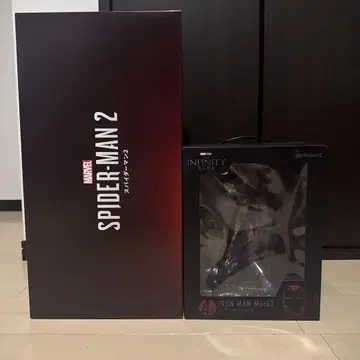 스파이더맨 피규어