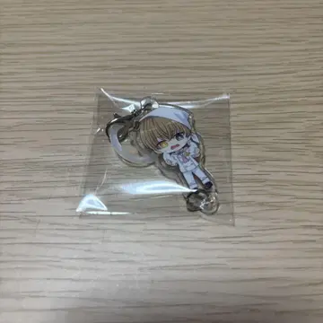핸드 레드 노트 코우센 토 아루릴 키링
