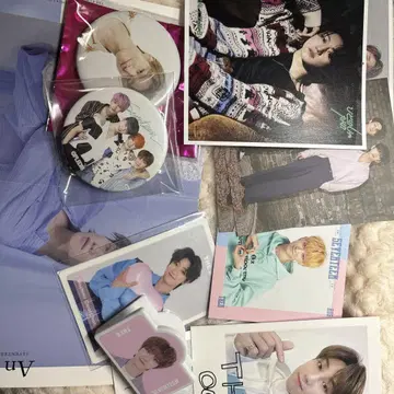 K-POP 포토 카드 및 배지 세트