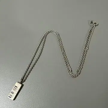 폴스미스 스트라이프 디자인 목걸이