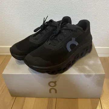on Cloudmonster Void 우먼 BLACK 25.5