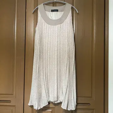 Green Label Relaxing 슬리브리스 튜닉 베이지