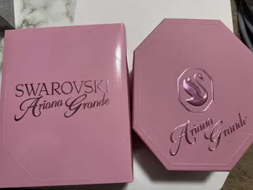 Ariana Grande x 스와로브스키 테니스 목걸이