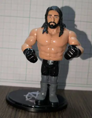 WWE 피규어 세스 롤린스