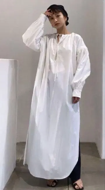 투데이풀 todayful 개더 카프탄 드레스 화이트