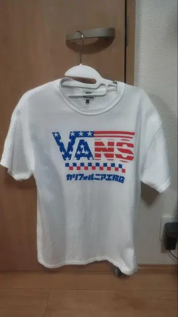 VANS 캘리포니아 공무점 콜라보 티셔츠