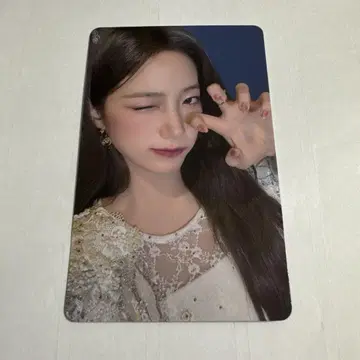 카즈하 회장에서 한정판 나고야 weverse 트레이딩 카드