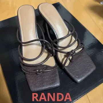 다크 브라운 오픈토 샌들 M 사이즈