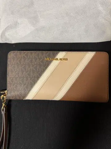 마이클코어스 한정판 모델