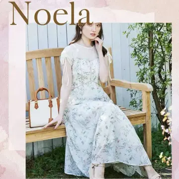 Noela 코르셋 패턴 플라워 무늬 원피스 플라워 프린트