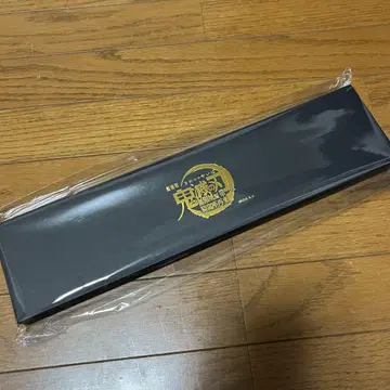 극장판 귀멸의 칼날 무한성 편 제1장 키 비주얼 캔뱃지 세트 C