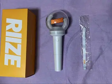RIIZE 공식 응원봉 화이트