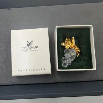 새상품급 SWAROVSKI 스와로브스키 핑 브로치 포도