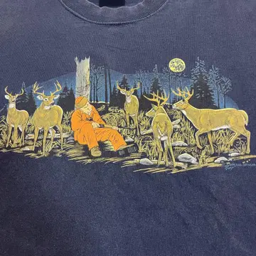 애니멀 티셔츠 네이비 사슴과 헌터 XL 사이즈 90s