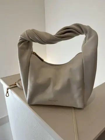 kate spade 토와르 가죽 숄더 백