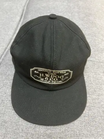 H.W.DOG & CO. 블랙 야구 모자