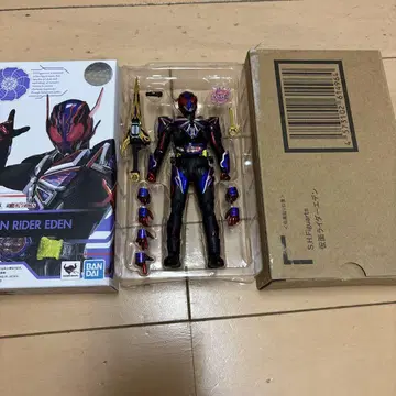 S.H.figuarts 가면라이더 에덴