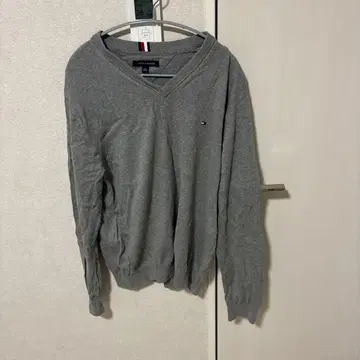 타미힐피거 그레이 V넥 스웨터 XL