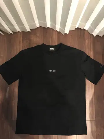 ANREALAGE 블랙 티셔츠 L 사이즈