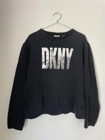 DKNY 블랙 맨투맨 M