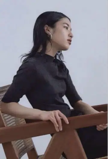 MEER. 하이넥 반팔 니트 탑