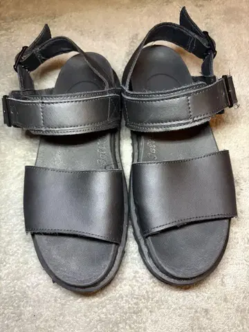 Dr.martens softwair 블랙 컴포트 샌들