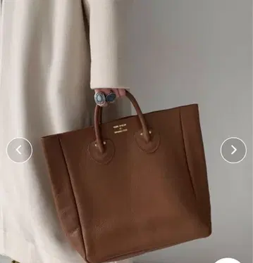 영 앤 올슨 토트백
