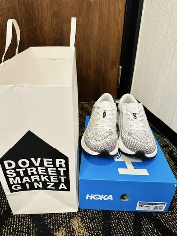 HOKA 새상품급 DOVER STREET MARKET GINZA 한정판