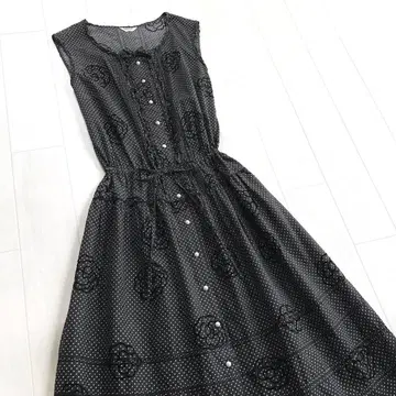 잉게보그 면 론 도트 까멜리아 플로키 프린트 원피스