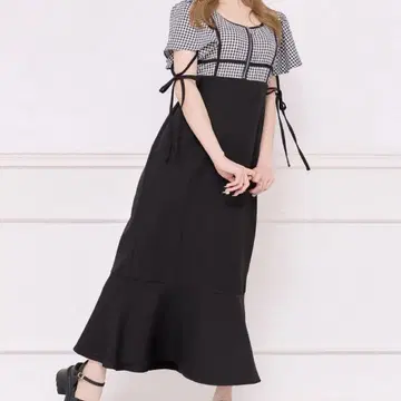 apres jour 소매 플레어 머메이드 원피스