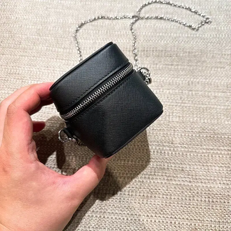 【MAISON MARGIELA】signature stitch chain shoulder bag mini MAISON MARGIELA | 메종마르지엘라 (Authentic/New) Maison