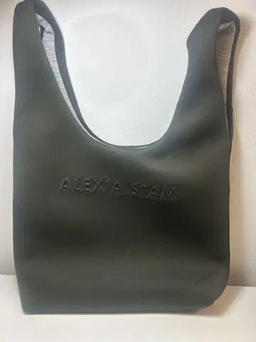 알리시아 스탐 ALEXIA STAM 엠보싱 로고 리버서블 토트백 새상품