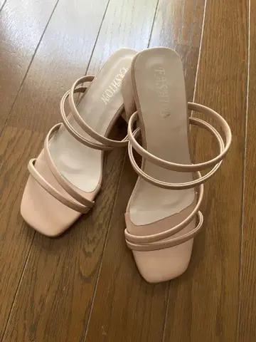 핑크 베이지 샌들 미사용 새상품
