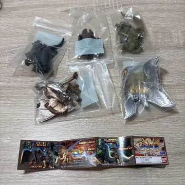 HG 고질라 5 가챠 피규어 킹기도라 모스라