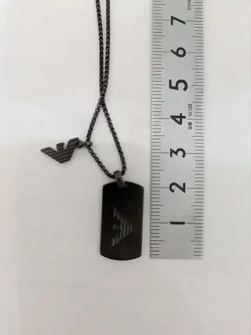 아르마니 목걸이