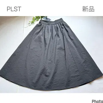 새상품 플라스테 하이 스트레치 나일론 턱 플레어 스커트 그레이