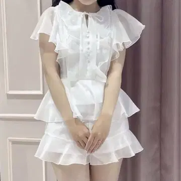 An MILLE 안미르 시어 프릴 리본 셋업