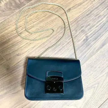 FURLA 훌라 메트로폴리스 미니 크로스 바디 숄더백 블랙