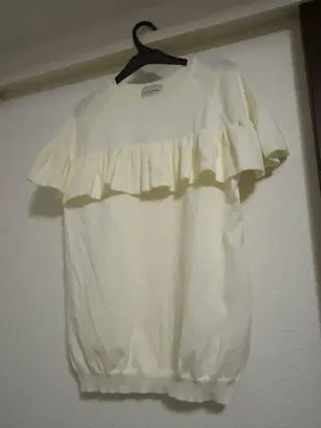 UNITED ARROWS 프릴 반팔 상의