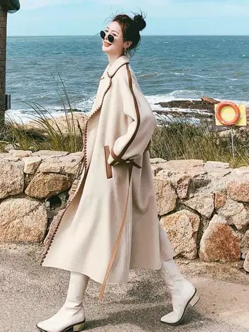 크림색 울풍 롱 코트