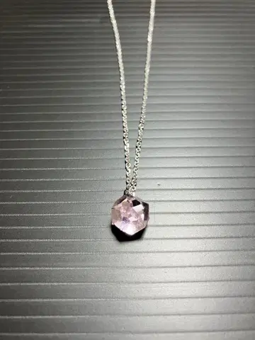 스와로브스키 핑크 목걸이
