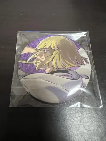 BLEACH WORLD 히라코 마코 캔뱃지